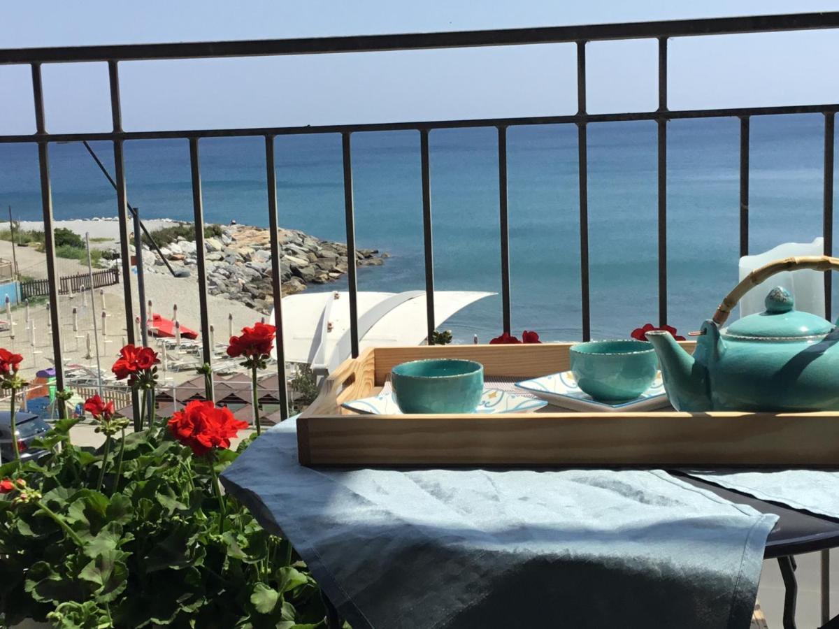 Tramonto Sul Mare - Sea Suite Savona Eksteriør bilde
